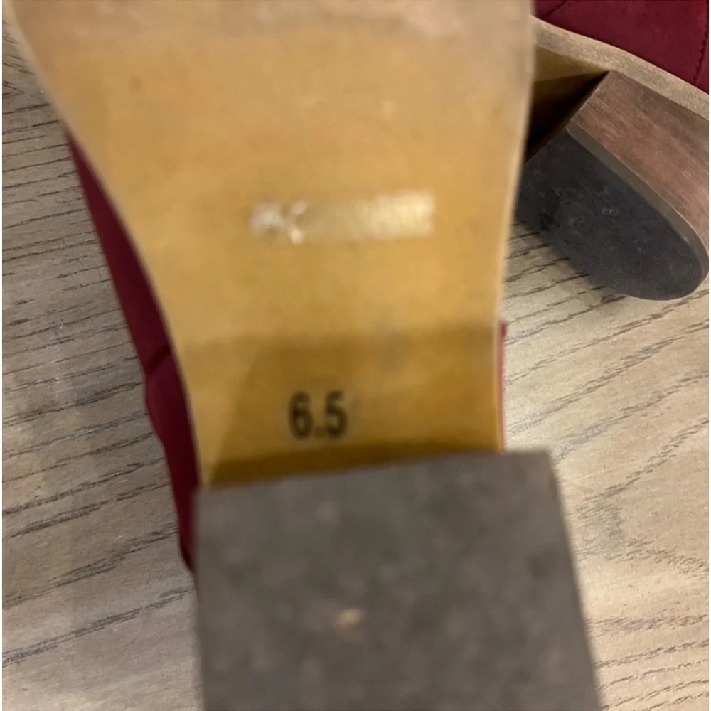 Women's burgundy booties with side snap size 6.5 - Picture 6 of 7